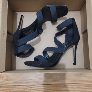 Heels: Jessica Simpson Oprieli